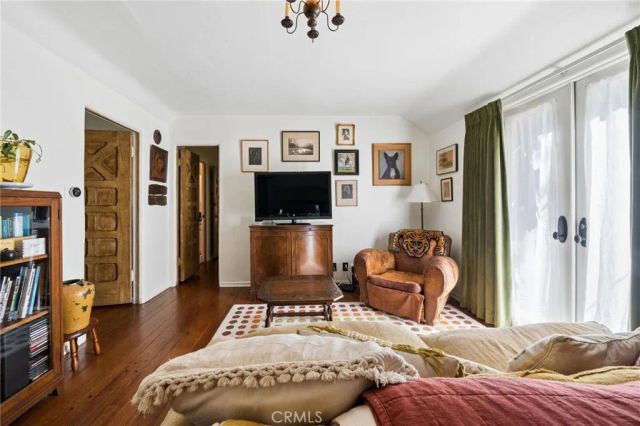 23021 8th Street, Newhall, CA 91321