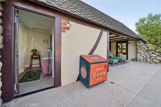 23021 8th Street, Newhall, CA 91321