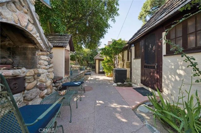 23021 8th Street, Newhall, CA 91321