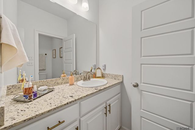32425 N Moss Dr, Denham Springs, LA 70706