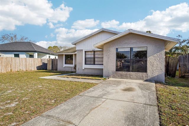 6807 WHITE CLIFFS WAY, Tampa, FL 33625