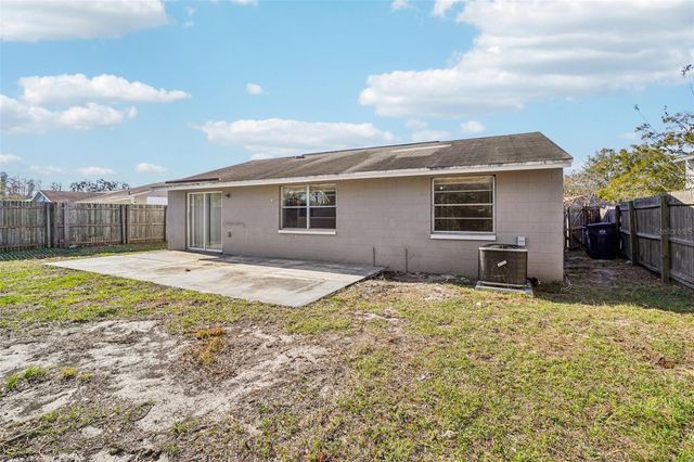 6807 WHITE CLIFFS WAY, Tampa, FL 33625