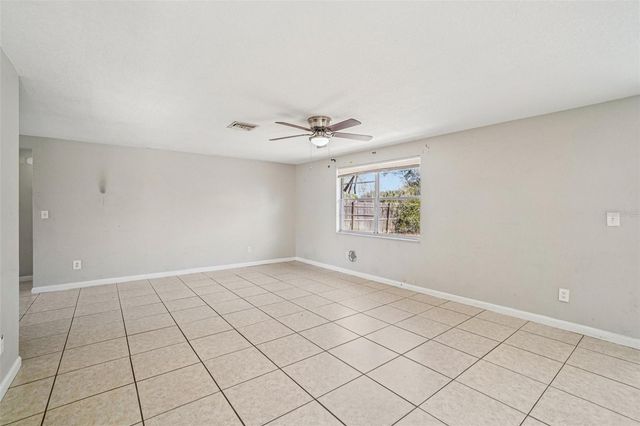 6807 WHITE CLIFFS WAY, Tampa, FL 33625