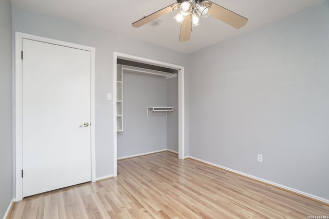 3527 Lake Sunset, San Antonio, TX 78217