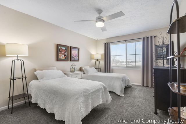 3686 Oxford 4, Hudsonville, MI 49426