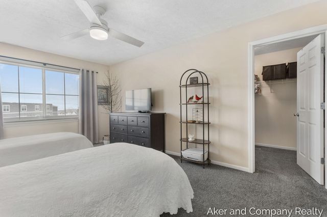 3686 Oxford 4, Hudsonville, MI 49426