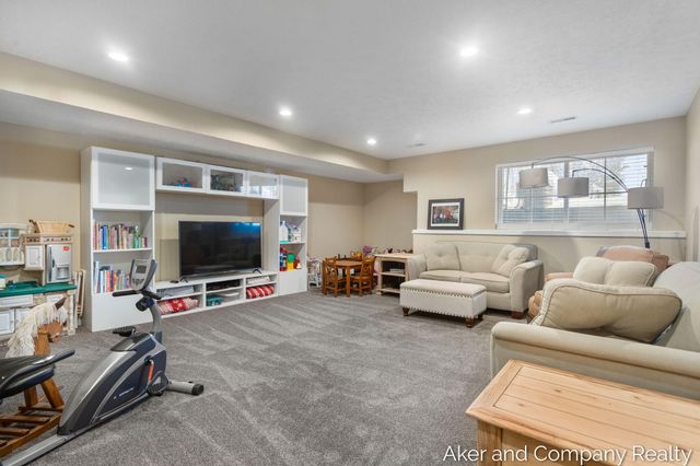 3686 Oxford 4, Hudsonville, MI 49426