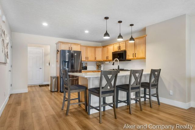 3686 Oxford 4, Hudsonville, MI 49426