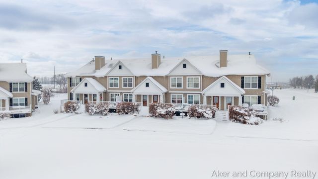 3686 Oxford 4, Hudsonville, MI 49426