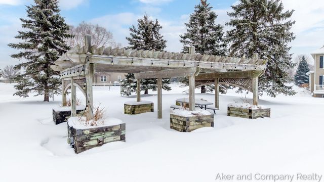 3686 Oxford 4, Hudsonville, MI 49426