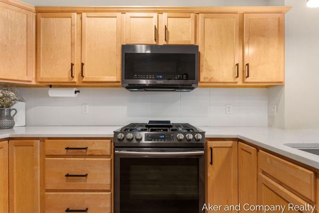 3686 Oxford 4, Hudsonville, MI 49426