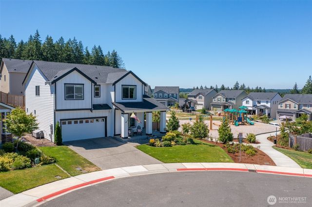 925 Thrush Court SE, Port Orchard, WA 98366