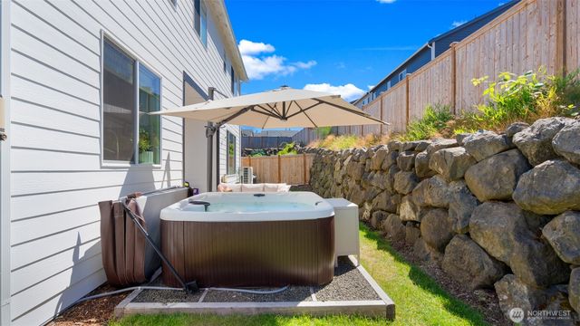 925 Thrush Court SE, Port Orchard, WA 98366