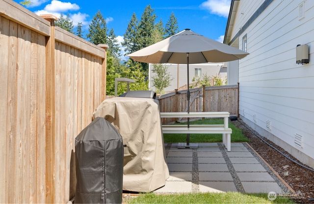 925 Thrush Court SE, Port Orchard, WA 98366