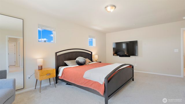 925 Thrush Court SE, Port Orchard, WA 98366