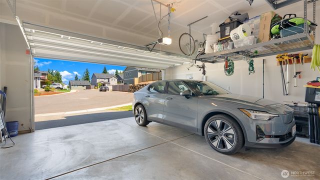 925 Thrush Court SE, Port Orchard, WA 98366