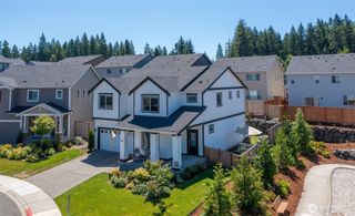 925 Thrush Court SE, Port Orchard, WA 98366