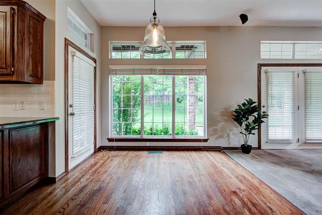 917 Fox Lake Lane, Edmond, OK 73034