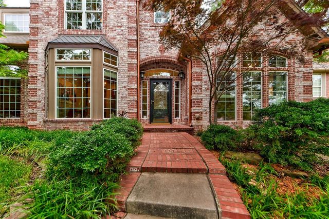 917 Fox Lake Lane, Edmond, OK 73034