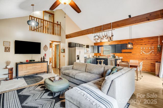 1 Lynnette Drive, Fairview, NC 28730