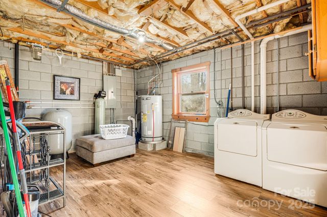 1 Lynnette Drive, Fairview, NC 28730