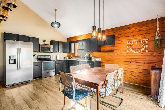 1 Lynnette Drive, Fairview, NC 28730