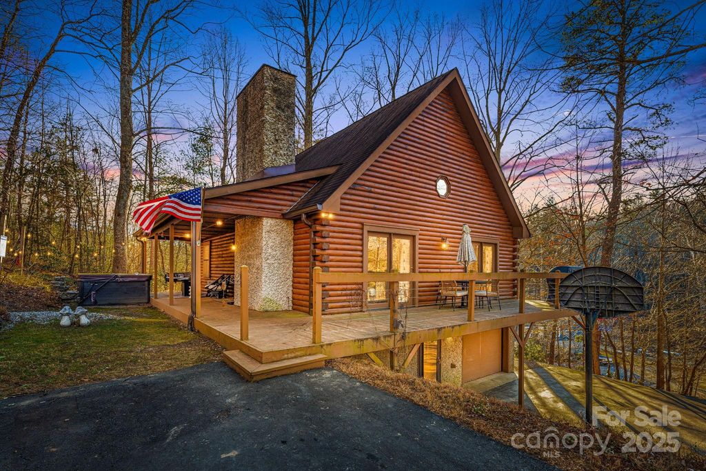 1 Lynnette Drive, Fairview, NC 28730