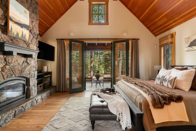 8455 Lahontan Drive, Truckee, CA 96161