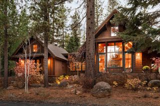 8455 Lahontan Drive, Truckee, CA 96161