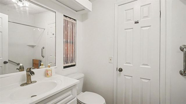 8430 IMPERIAL CIRCLE, Palmetto, FL 34221