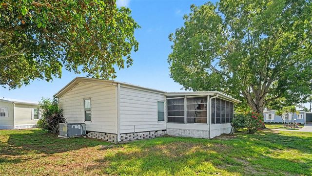 8430 IMPERIAL CIRCLE, Palmetto, FL 34221
