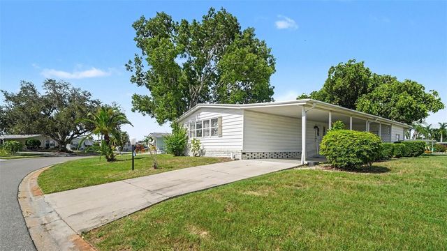 8430 IMPERIAL CIRCLE, Palmetto, FL 34221
