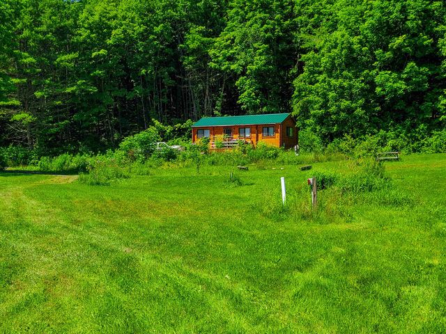 429 Community Dr 7, Randolph, VT 05061