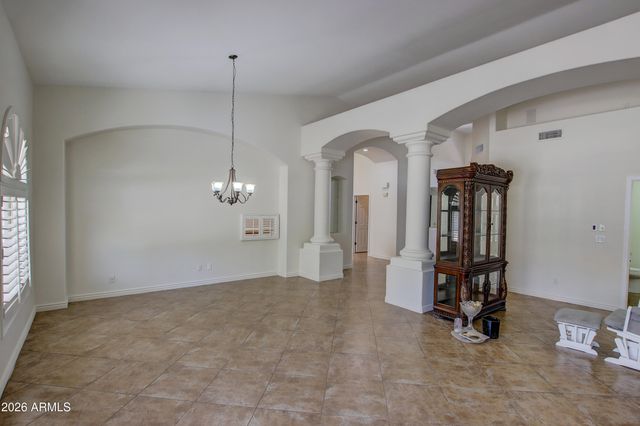 1918 E MARILYN Road, Phoenix, AZ 85022