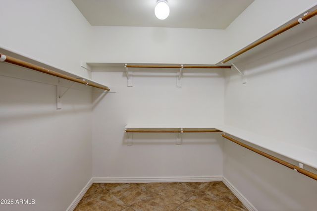 1918 E MARILYN Road, Phoenix, AZ 85022