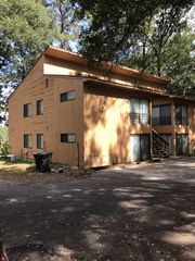 2885 Par Ln Apt A, Tallahassee, FL 32301