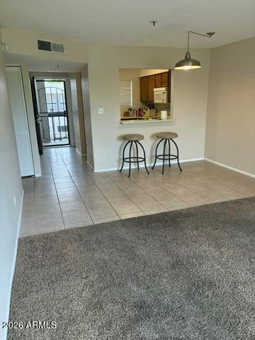 7494 E EARLL Drive 310, Scottsdale, AZ 85251