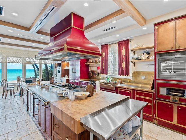 555 Ocean Boulevard, Golden Beach, FL 33160