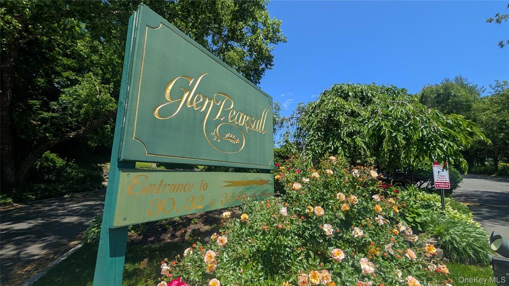 30 Pearsall Avenue N 3P, Glen Cove, NY 11542