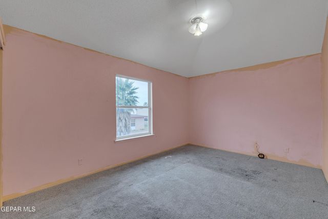 5417 COLIN POWELL Avenue, El Paso, TX 79934