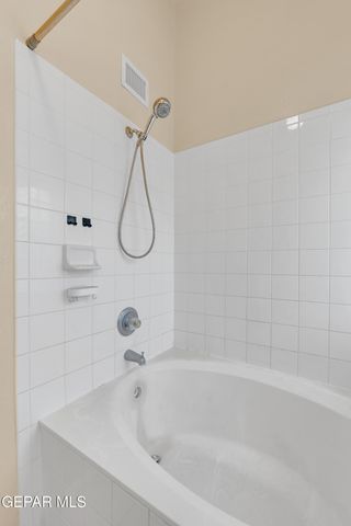 5417 COLIN POWELL Avenue, El Paso, TX 79934