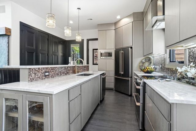 180 E Greer Road, Sadler, TX 76264