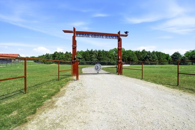 180 E Greer Road, Sadler, TX 76264