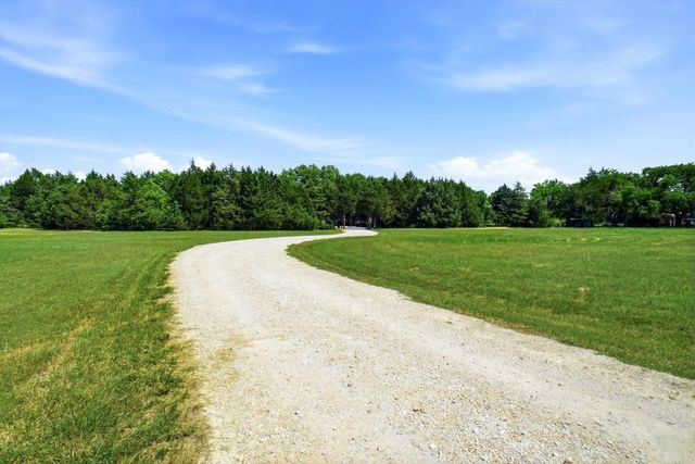 180 E Greer Road, Sadler, TX 76264