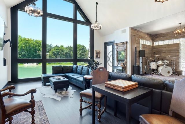 180 E Greer Road, Sadler, TX 76264