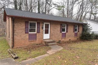 655 Amanda Place, Winston-salem, NC 27101
