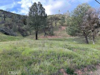 1982 New Long Valley Road, Clearlake Oaks, CA 95423