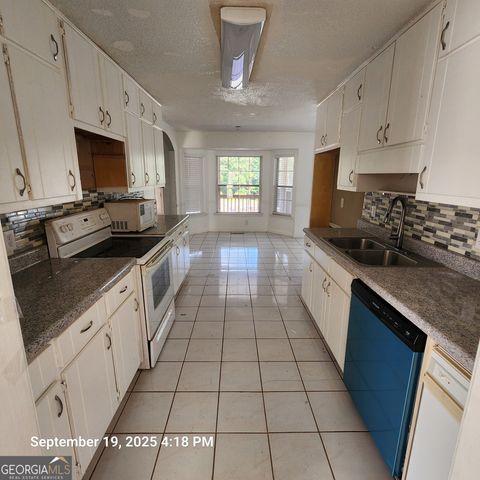 2122 E Atlanta Road, Stockbridge, GA 30281