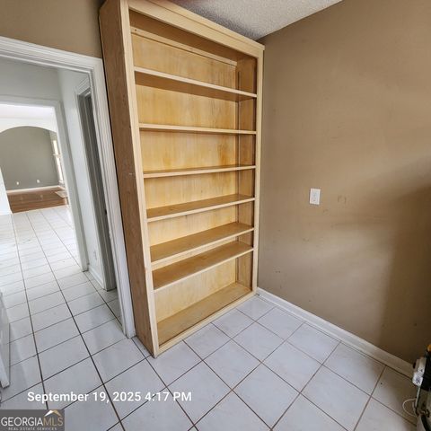 2122 E Atlanta Road, Stockbridge, GA 30281