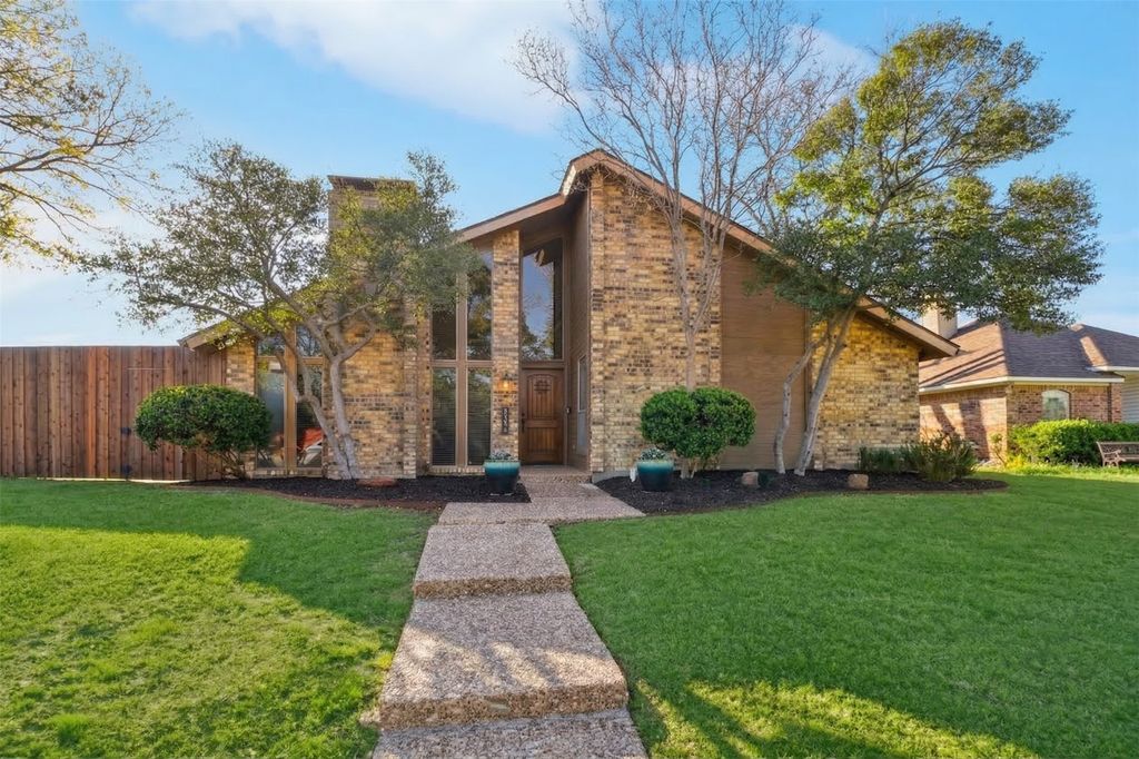 2612 Harbinger Lane, Dallas, TX 75287
